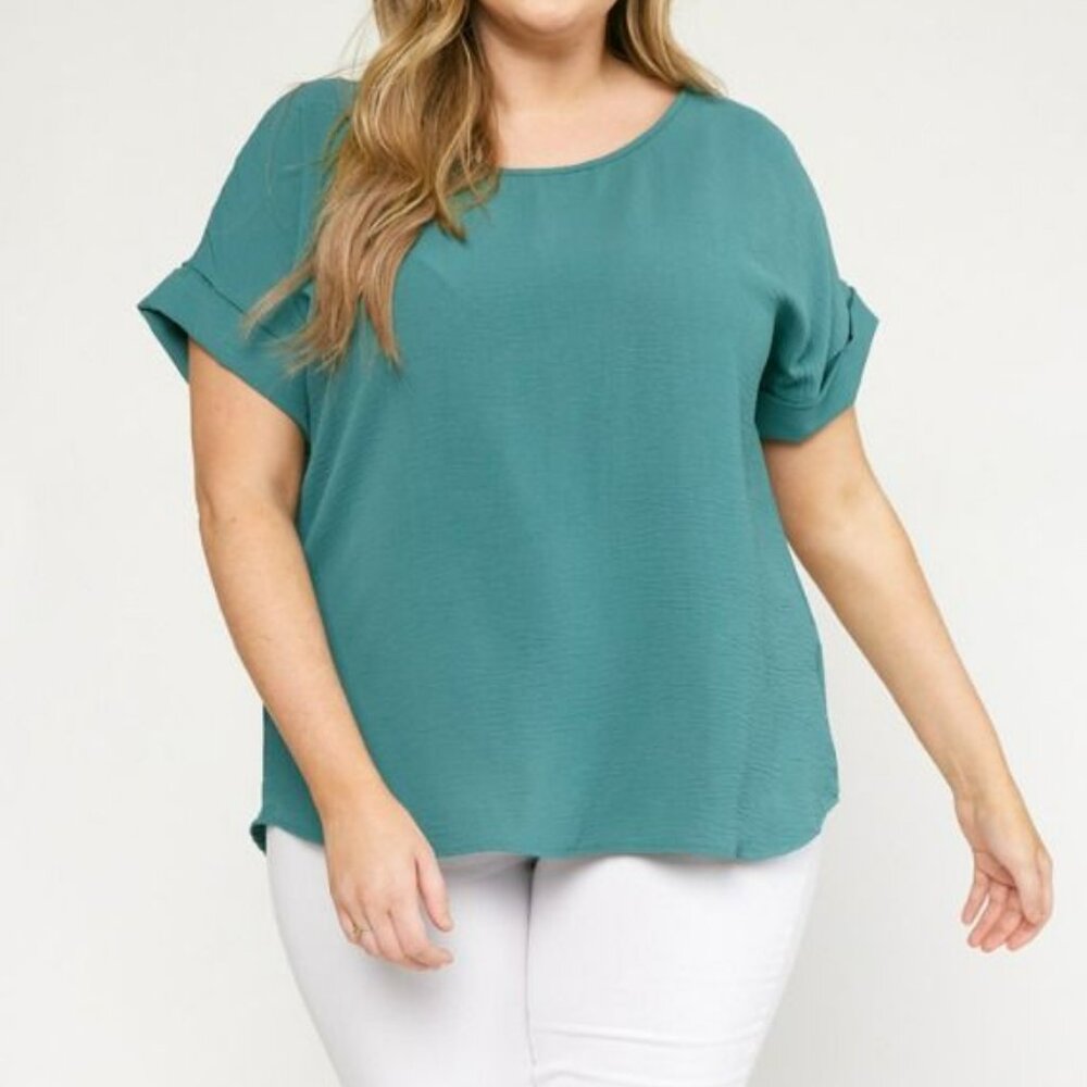 NWT Entro Scoop-Neck Top Featuring Permanent Rolled Sleeve Detail In Forest Plus